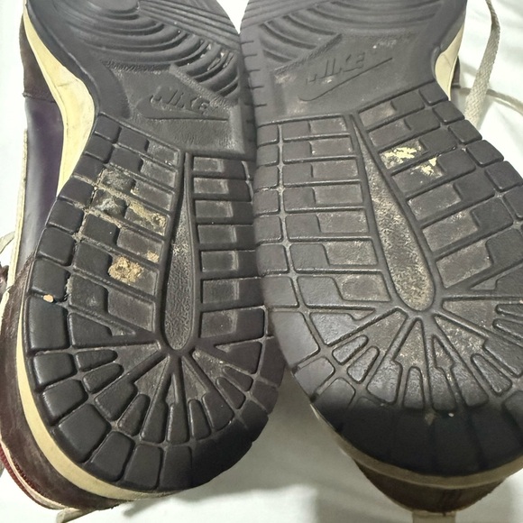 Nike Dunk 11.5 Men’s Wine And Bone - Picture 4 of 7